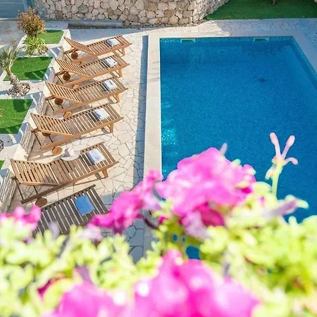Villa Kirstin - Pool, Jacuzzi, Sauna Privlaka (Zadar)