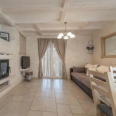 Kirstin - Pool, Jacuzzi, Sauna * Privlaka (Zadar)